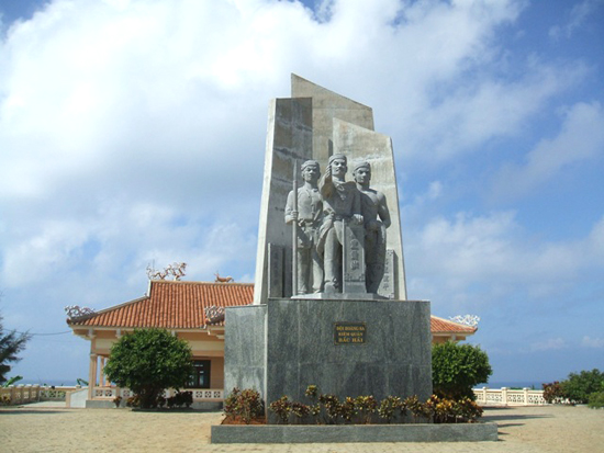 dai tuong niem hai doi hoang sa- ly son - quang ngai